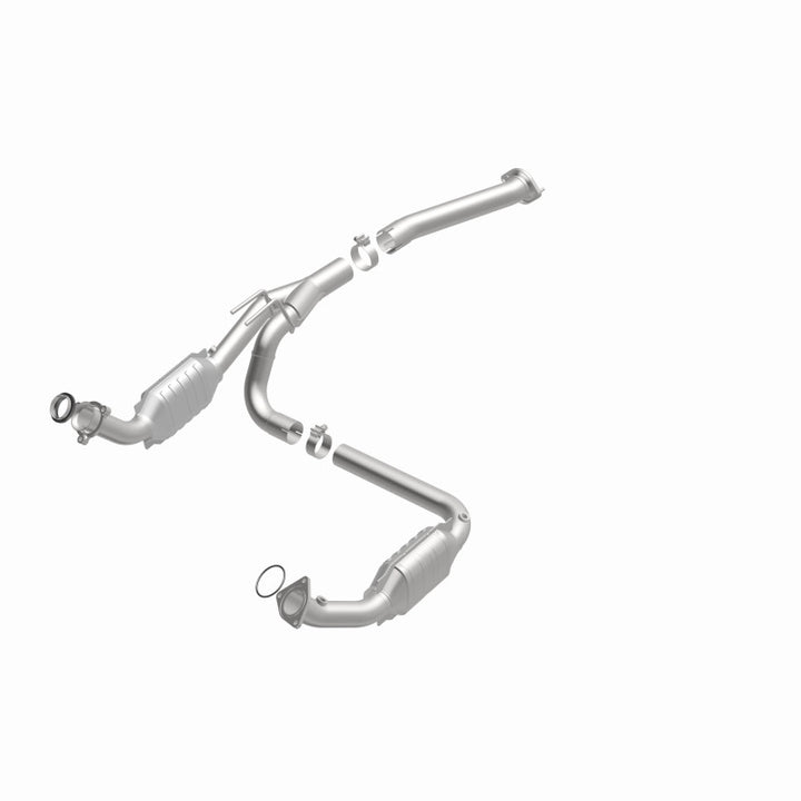 MagnaFlow HM-Grade Direct-Fit Catalytic Converter - Chevrolet Express GMC Savana 2003-2008 4.3L/5.4L, view 35