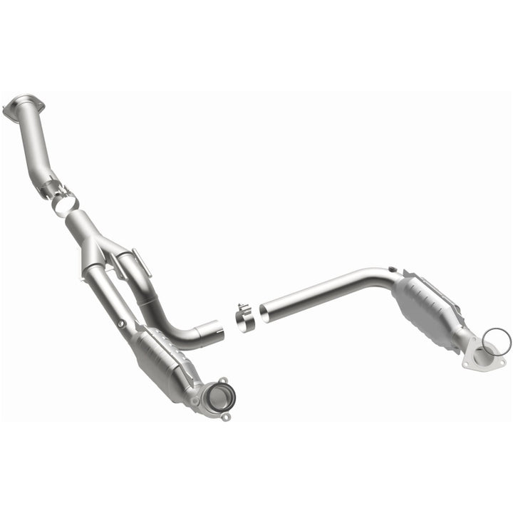 MagnaFlow HM-Grade Direct-Fit Catalytic Converter - Chevrolet Express GMC Savana 2003-2008 4.3L/5.4L, view 41
