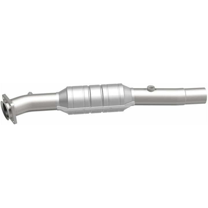 MagnaFlow HM-Grade Direct-Fit Catalytic Converter - Audi S8 2001-2003 4.2L - Driver Side, view 4