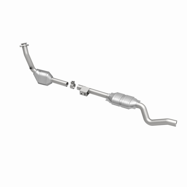 MagnaFlow HM-Grade Direct-Fit Catalytic Converter - Mercedes-Benz ML320 2003 3.2L, view 4