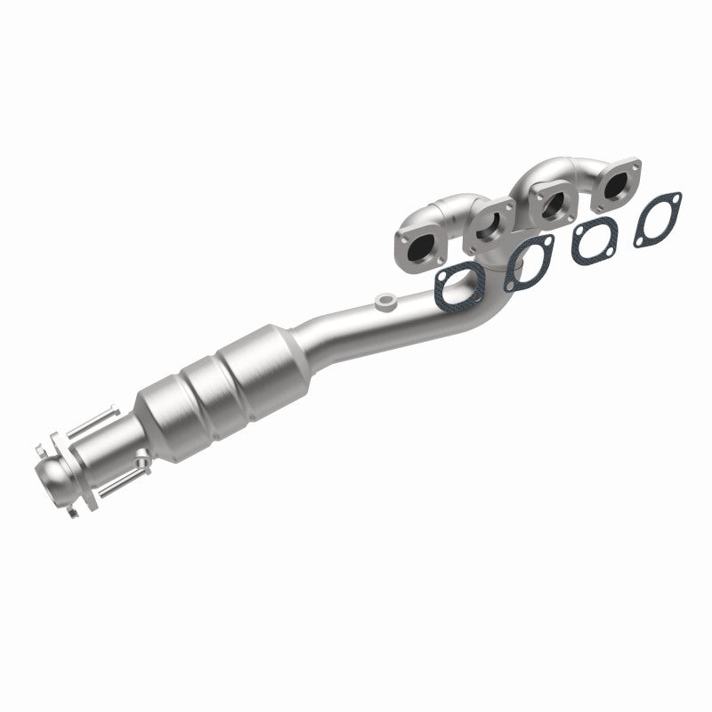 MagnaFlow HM-Grade Direct-Fit Catalytic Converter - BMW 745i 745Li 2002-2004 4.4L - Driver Side, view 3