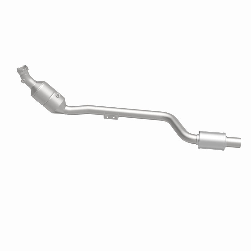 MagnaFlow HM-Grade Direct-Fit Catalytic Converter - Mercedes-Benz C230 2006-2007 2.5L - Passenger Side, view 4