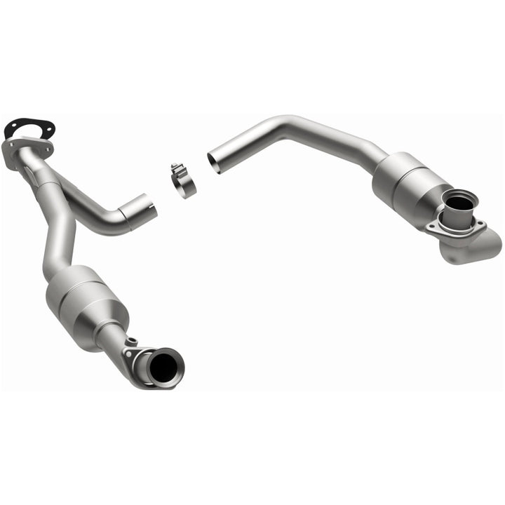 MagnaFlow HM-Grade Direct-Fit Catalytic Converter - Ford E-Series Econoline 2000-2003 5.4L, view 3