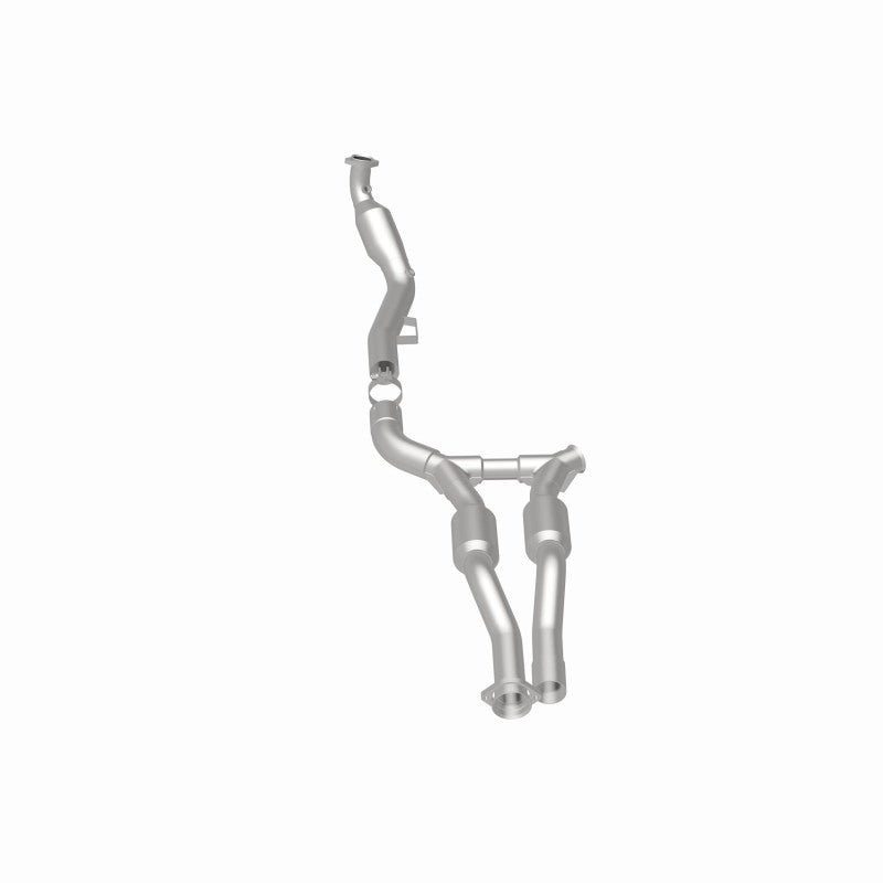 MagnaFlow HM-Grade Direct-Fit Catalytic Converter - Mercedes-Benz E55 AMG 2003-2006 5.5L - Driver Side, view 3
