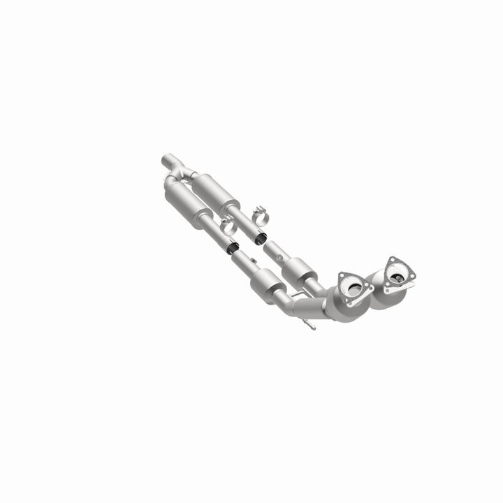 MagnaFlow HM-Grade Direct-Fit Catalytic Converter - Volkswagen Passat 2006-2008 3.6L, view 2