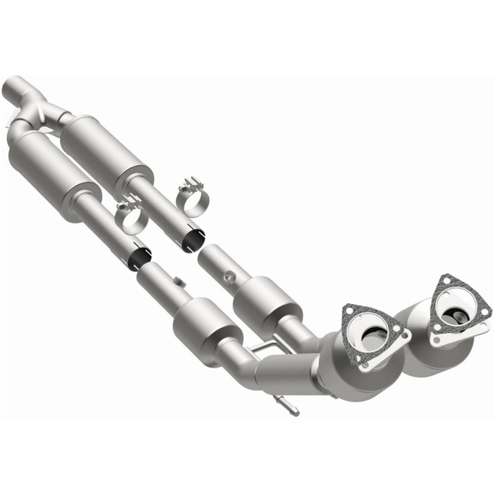 MagnaFlow HM-Grade Direct-Fit Catalytic Converter - Volkswagen Passat 2006-2008 3.6L, view 3