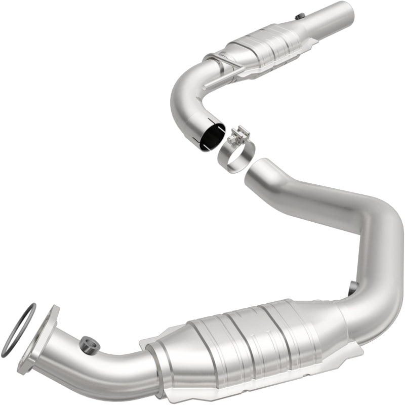MagnaFlow HM-Grade Direct-Fit Catalytic Converter - Chevrolet Express / GMC Savana 2500 / 3500 4.8L 2003-2009 - Left