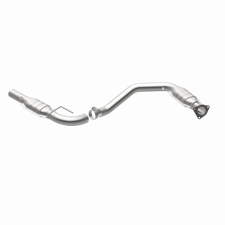 MagnaFlow HM-Grade Direct-Fit Catalytic Converter - Chevrolet Express / GMC Savana 2500 / 3500 4.8L 2003-2009 - Left, view 14