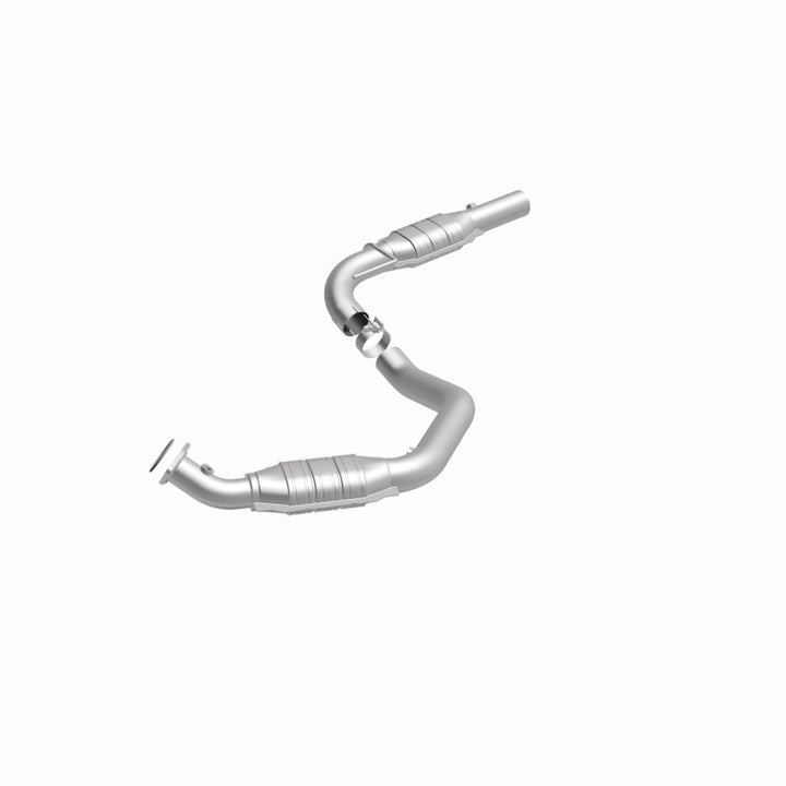 MagnaFlow HM-Grade Direct-Fit Catalytic Converter - Chevrolet Express / GMC Savana 2500 / 3500 4.8L 2003-2009 - Left, view 24