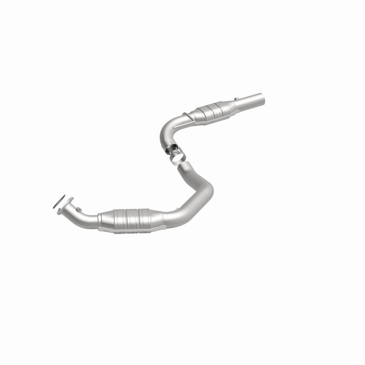 MagnaFlow HM-Grade Direct-Fit Catalytic Converter - Chevrolet Express / GMC Savana 2500 / 3500 4.8L 2003-2009 - Left, view 28