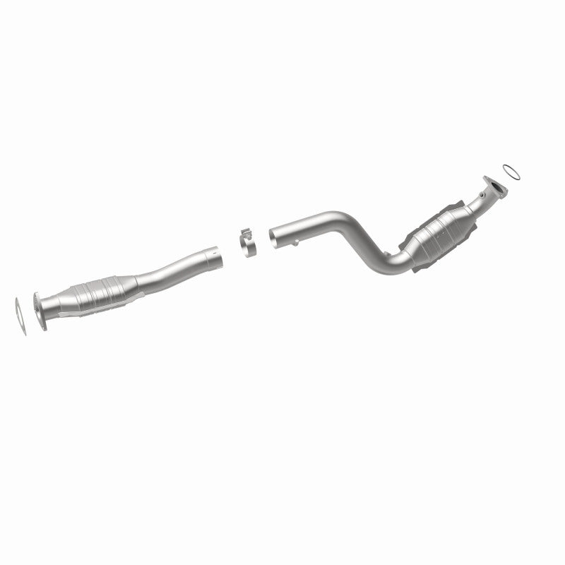 MagnaFlow HM-Grade Direct-Fit Catalytic Converter - Chevrolet Express 3500 2003-2007 4.8L - Right, view 18