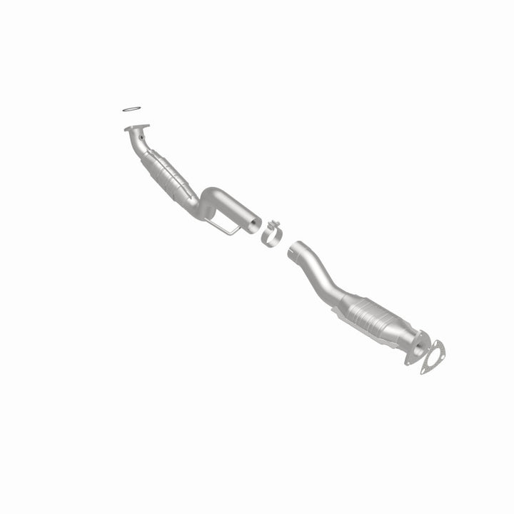 MagnaFlow HM-Grade Direct-Fit Catalytic Converter - Chevrolet Express 3500 2003-2007 4.8L - Right, view 27