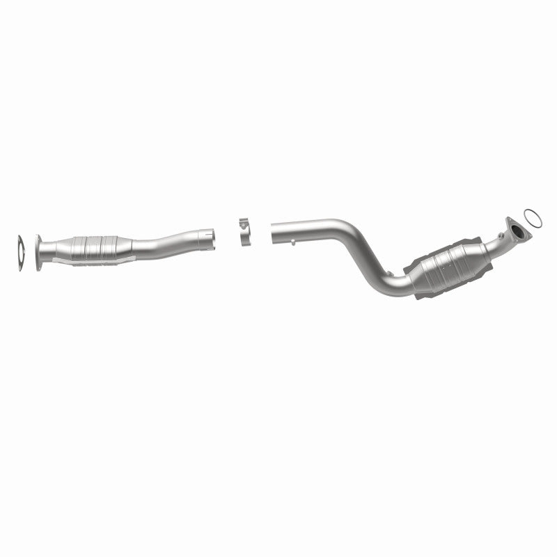 MagnaFlow HM-Grade Direct-Fit Catalytic Converter - Chevrolet Express 3500 2003-2007 4.8L - Right, view 28