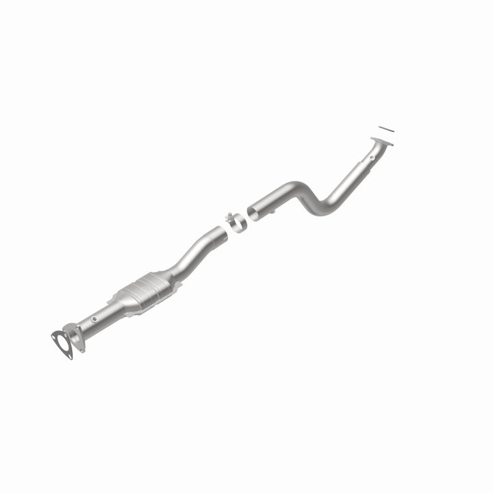MagnaFlow HM-Grade Direct-Fit Catalytic Converter - Chevrolet Express / GMC Savana 2500 / 3500 2003-2009 - Right, view 30