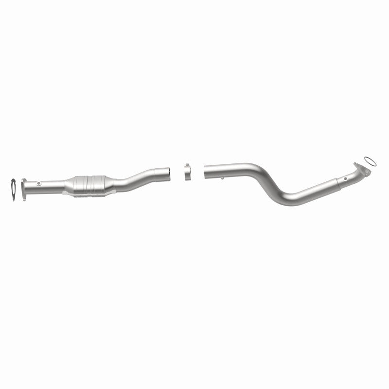 MagnaFlow HM-Grade Direct-Fit Catalytic Converter - Chevrolet Express / GMC Savana 2500 / 3500 2003-2009 - Right, view 32