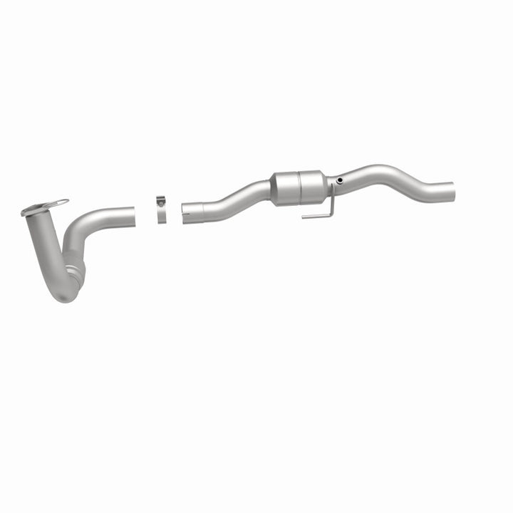 MagnaFlow HM-Grade Direct-Fit Catalytic Converter - Chevrolet Silverado GMC Sierra 2500 HD 8.1L (2001-2002) - Driver Side, view 10
