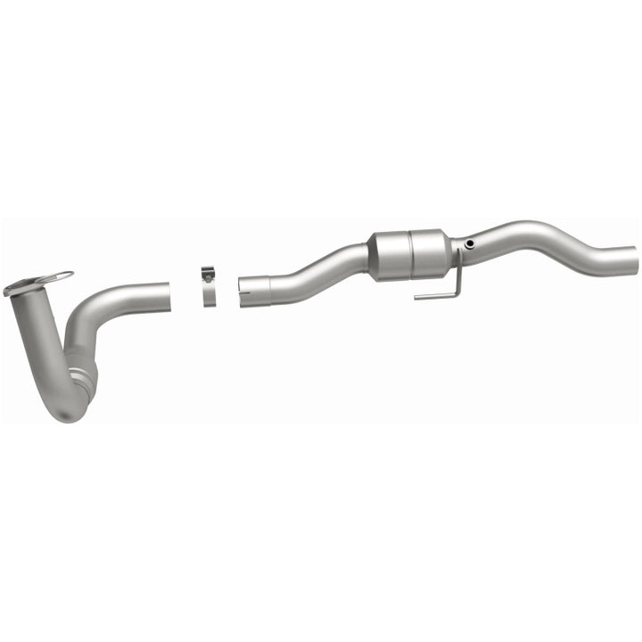 MagnaFlow HM-Grade Direct-Fit Catalytic Converter - Chevrolet Silverado GMC Sierra 2500 HD 8.1L (2001-2002) - Driver Side, view 16