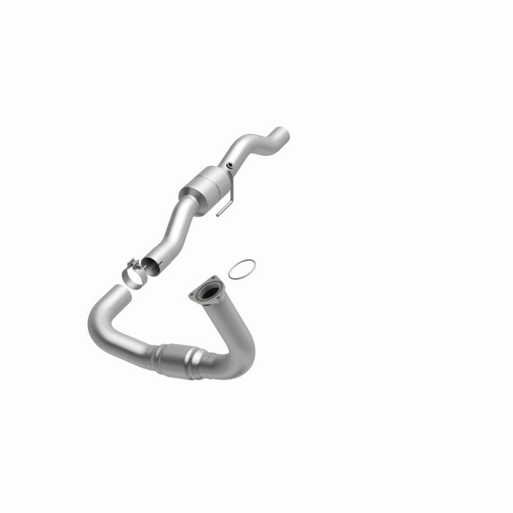 MagnaFlow HM-Grade Direct-Fit Catalytic Converter - Chevrolet Silverado GMC Sierra 2500 HD 8.1L (2001-2002) - Driver Side, 360 degree view