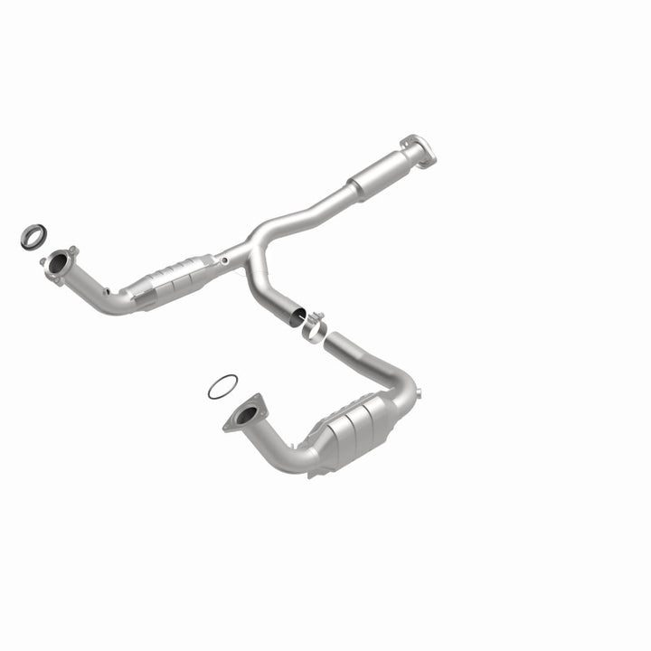 MagnaFlow HM-Grade Direct-Fit Catalytic Converter - GMC Envoy XL 2003-2006, view 17