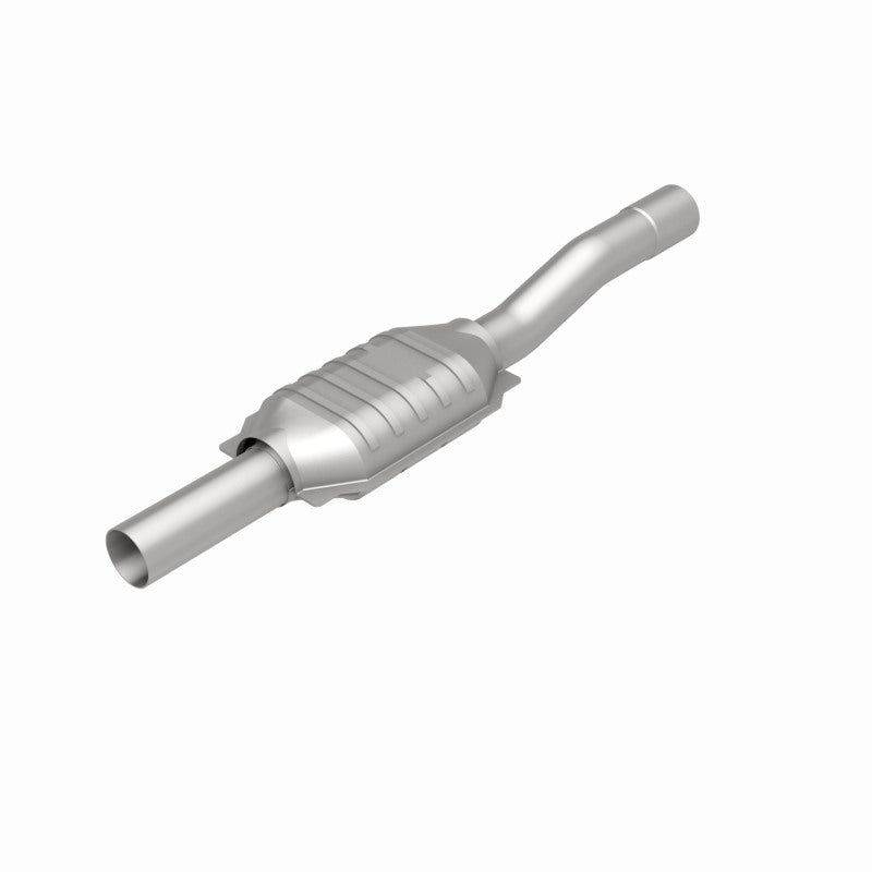 MagnaFlow HM-Grade Direct-Fit Catalytic Converter - Jeep Grand Cherokee 2002-2004 4.0L - Rear, view 3