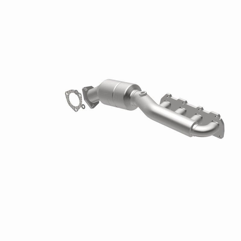 MagnaFlow HM-Grade Direct-Fit Catalytic Converter - Volkswagen Passat 2002-2004 4.0L W8, view 16