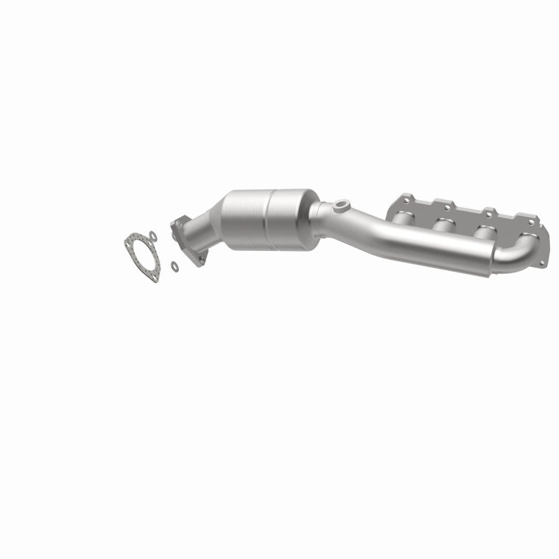 MagnaFlow HM-Grade Direct-Fit Catalytic Converter - Volkswagen Passat 2002-2004 4.0L W8, view 8