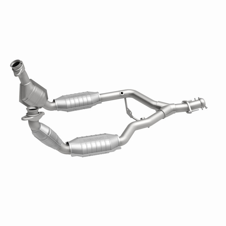 MagnaFlow HM-Grade Direct-Fit Catalytic Converter - Ford Mustang 1996-1998 3.8L, 360 degree view