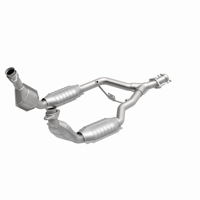 MagnaFlow HM-Grade Direct-Fit Catalytic Converter - Ford Mustang 1996-1998 3.8L, 360 degree view