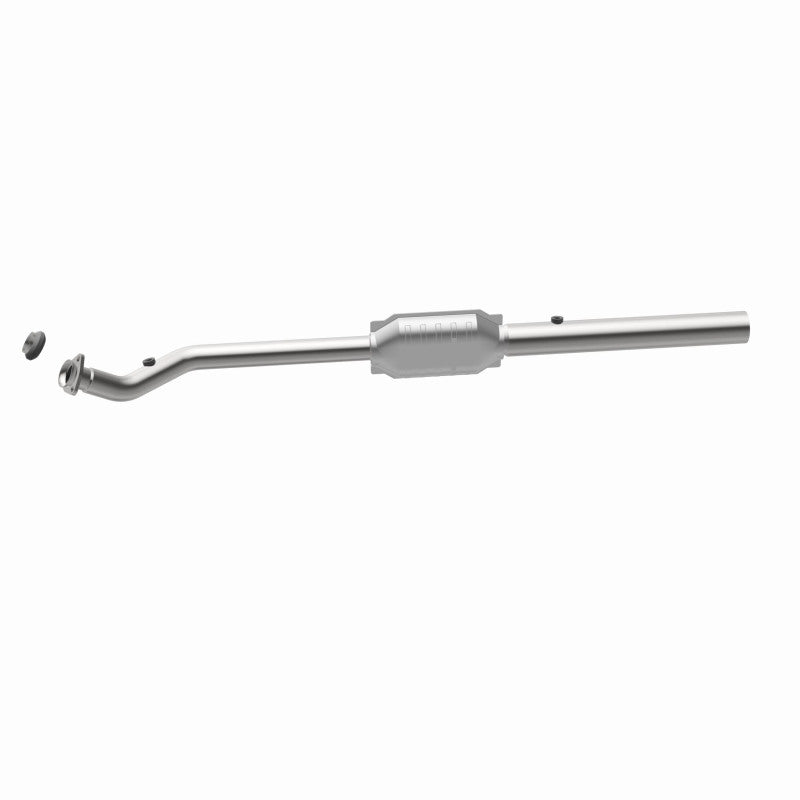 MagnaFlow HM-Grade Direct-Fit Catalytic Converter - Chevrolet Express GMC Savana 5.7L (1996-2000), 360 degree view