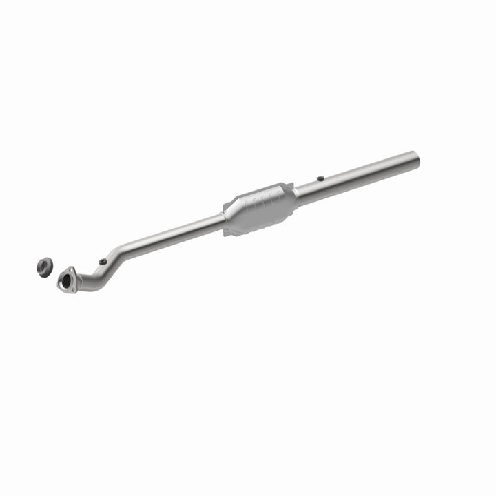 MagnaFlow HM-Grade Direct-Fit Catalytic Converter - Chevrolet Express GMC Savana 5.7L (1996-2000), 360 degree view