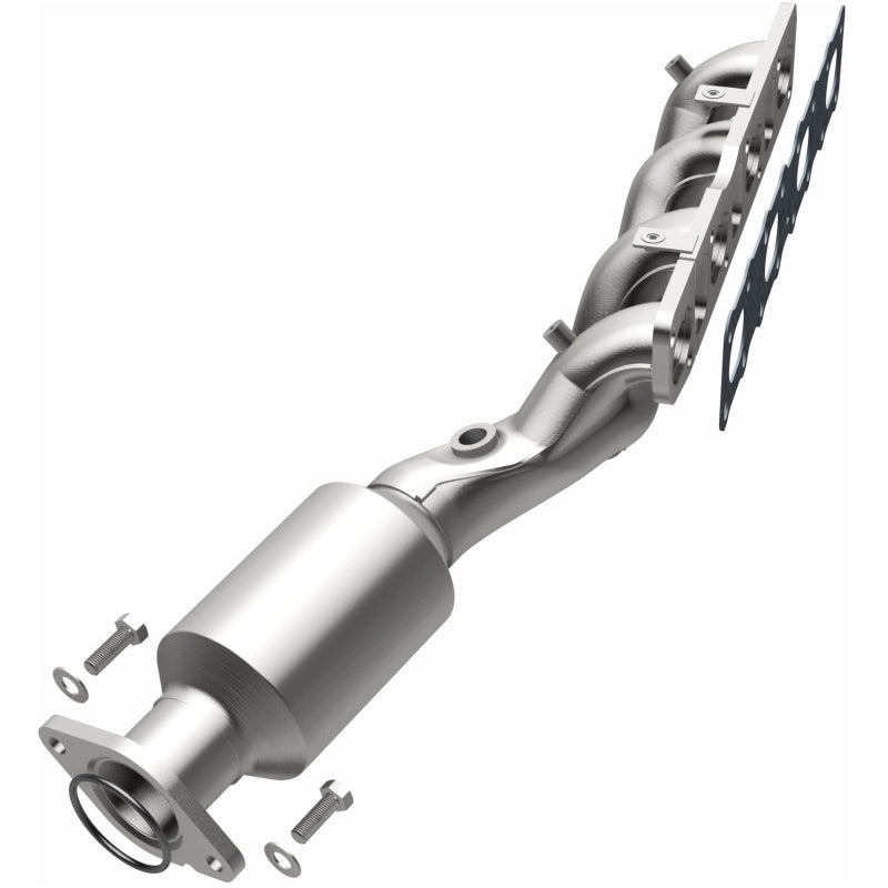 MagnaFlow HM-Grade Direct-Fit Manifold Catalytic Converter - Nissan Titan / Armada / Infiniti QX56 5.6L 2004-2017 - Driver Side, view 21