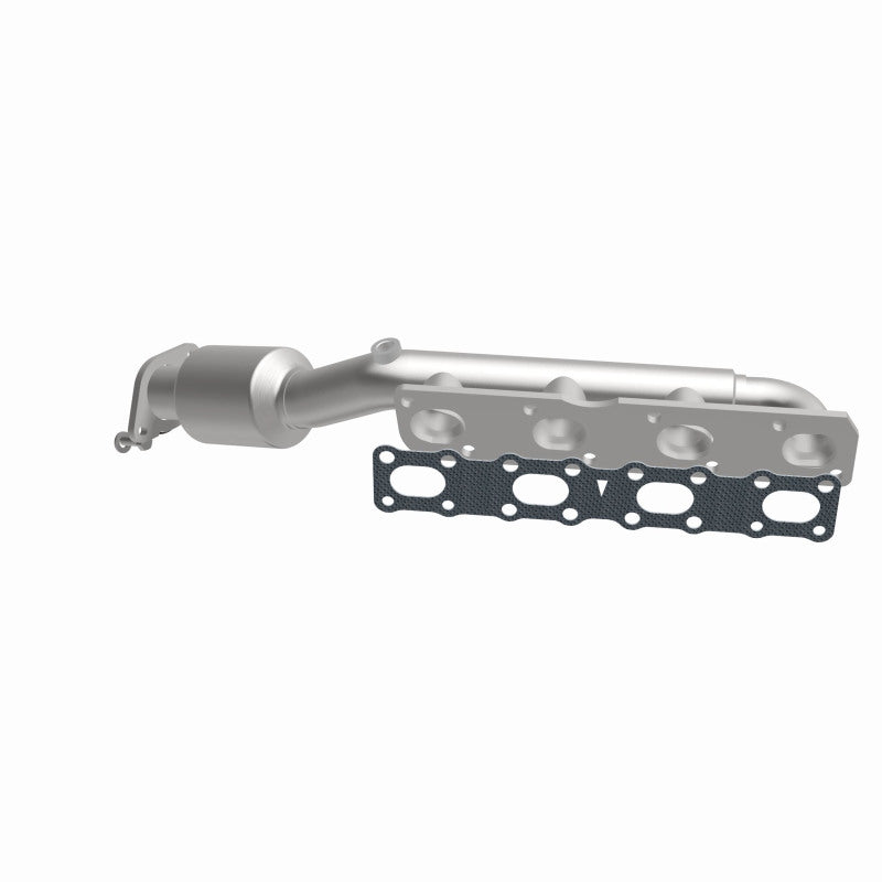 MagnaFlow HM-Grade Direct-Fit Manifold Catalytic Converter - Nissan Titan / Armada / Infiniti QX56 5.6L 2004-2017 - Driver Side, view 33