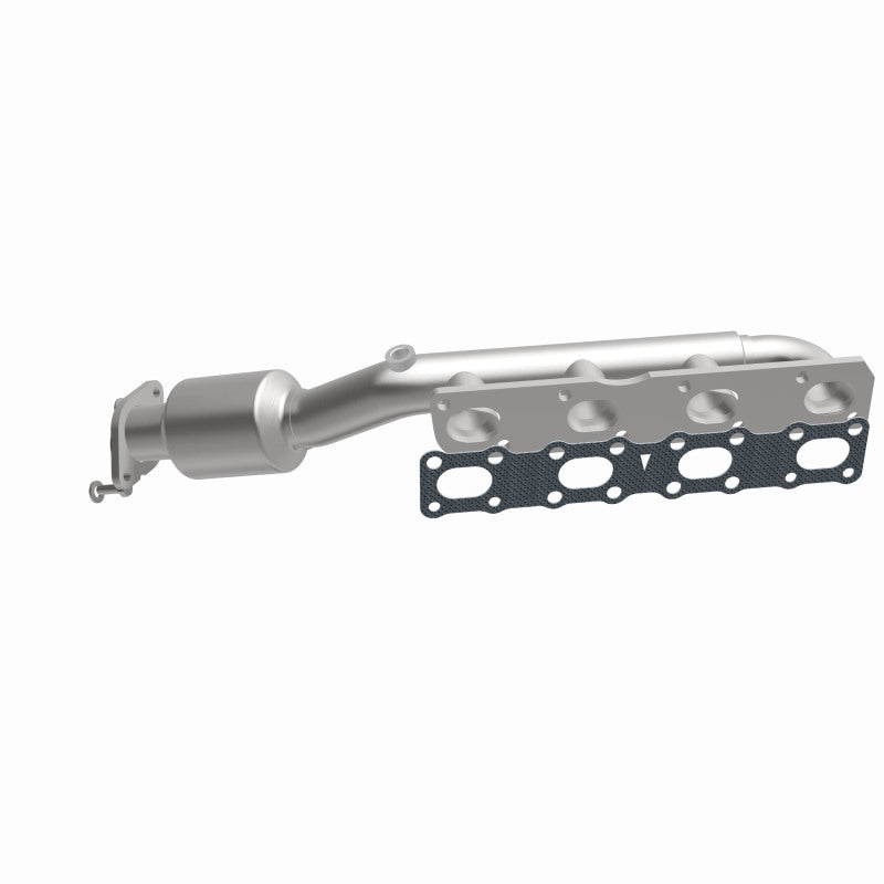 MagnaFlow HM-Grade Direct-Fit Manifold Catalytic Converter - Nissan Titan / Armada / Infiniti QX56 5.6L 2004-2017 - Driver Side, view 37