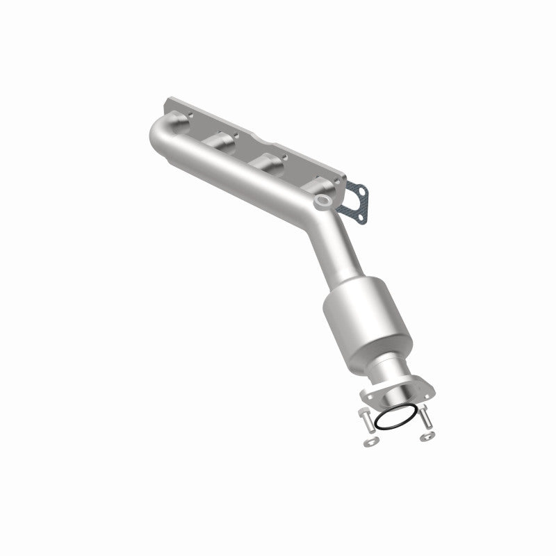 MagnaFlow HM-Grade Direct-Fit Manifold Catalytic Converter - Nissan Titan / Armada / Infiniti QX56 5.6L 2004-2017 - Driver Side, view 43