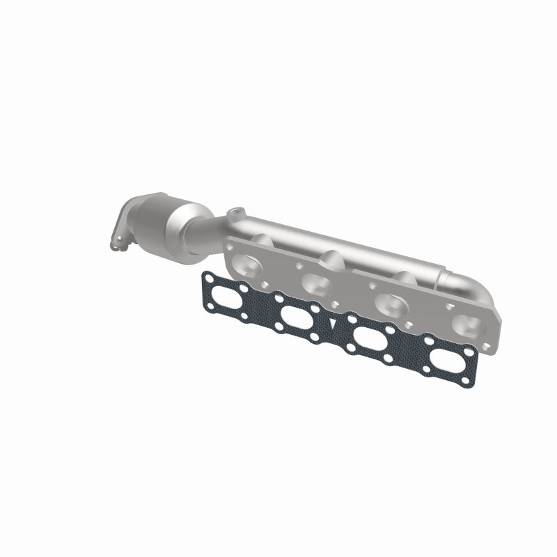 MagnaFlow HM-Grade Direct-Fit Manifold Catalytic Converter - Nissan Titan / Armada / Infiniti QX56 5.6L 2004-2017 - Driver Side, view 8