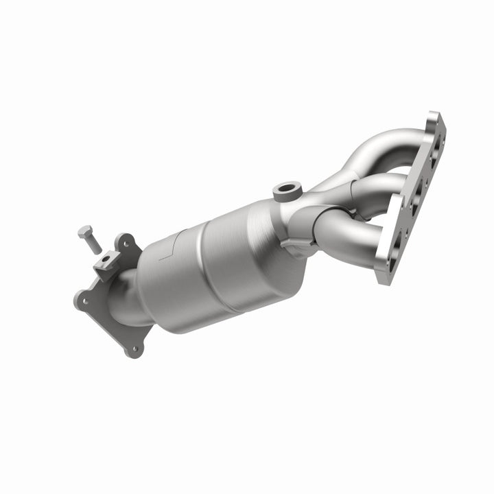 MagnaFlow HM Grade Left Manifold Catalytic Converter - Volvo S80 2.9L 2002-2004 - 23540, 360 degree view