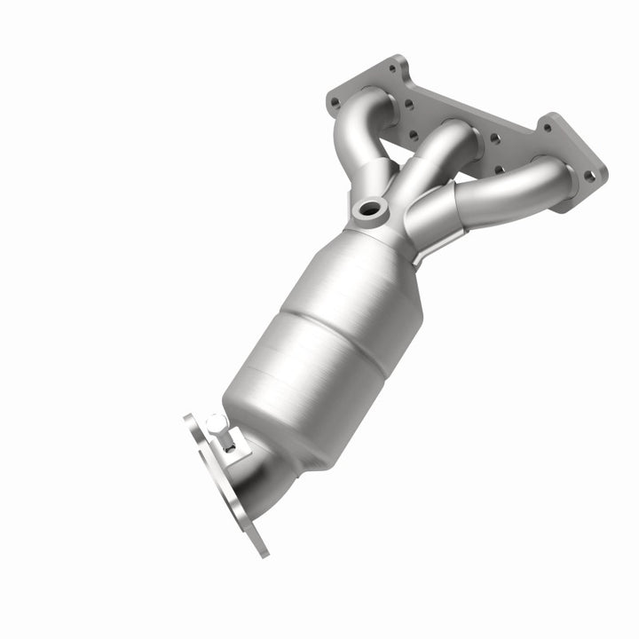 MagnaFlow HM Grade Left Manifold Catalytic Converter - Volvo S80 2.9L 2002-2004 - 23540, 360 degree view