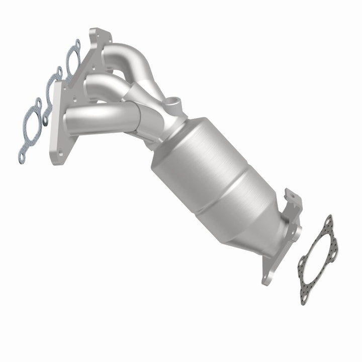 MagnaFlow HM Grade Right Manifold Catalytic Converter - Volvo S80 2.9L 2002-2004 - 23213, 360 degree view