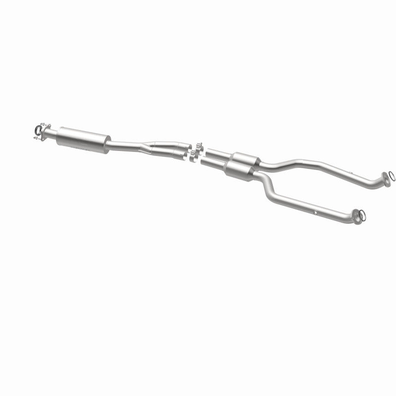 MagnaFlow OEM-Grade Direct-Fit Catalytic Converter - Lexus GS300 2006 V6 3.0L - Underbody, view 29