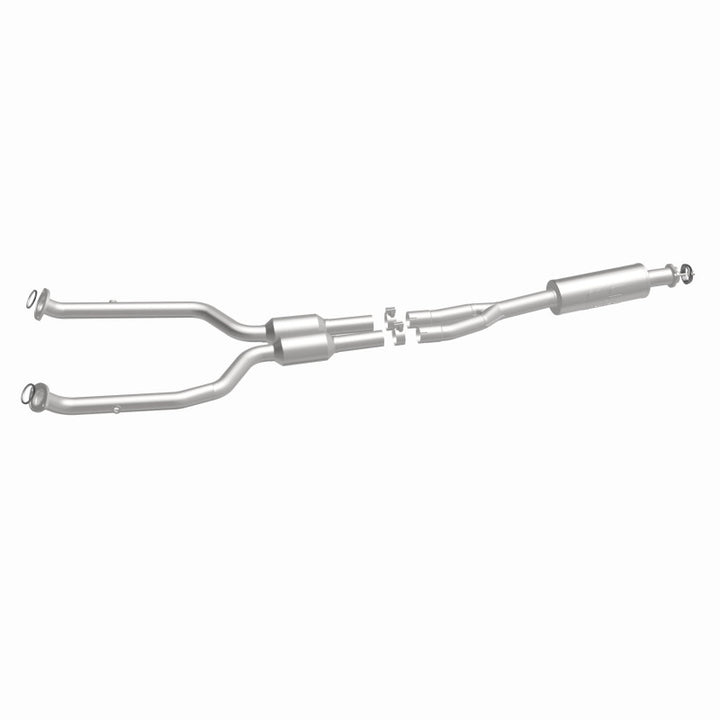 MagnaFlow OEM-Grade Direct-Fit Catalytic Converter - Lexus GS300 2006 V6 3.0L - Underbody, view 36