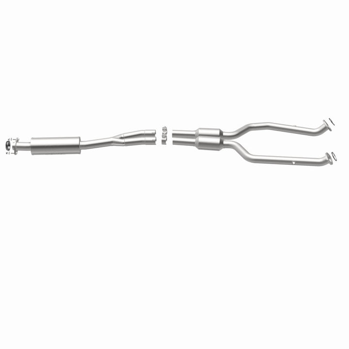 MagnaFlow OEM-Grade Direct-Fit Catalytic Converter - Lexus GS300 2006 V6 3.0L - Underbody, view 7