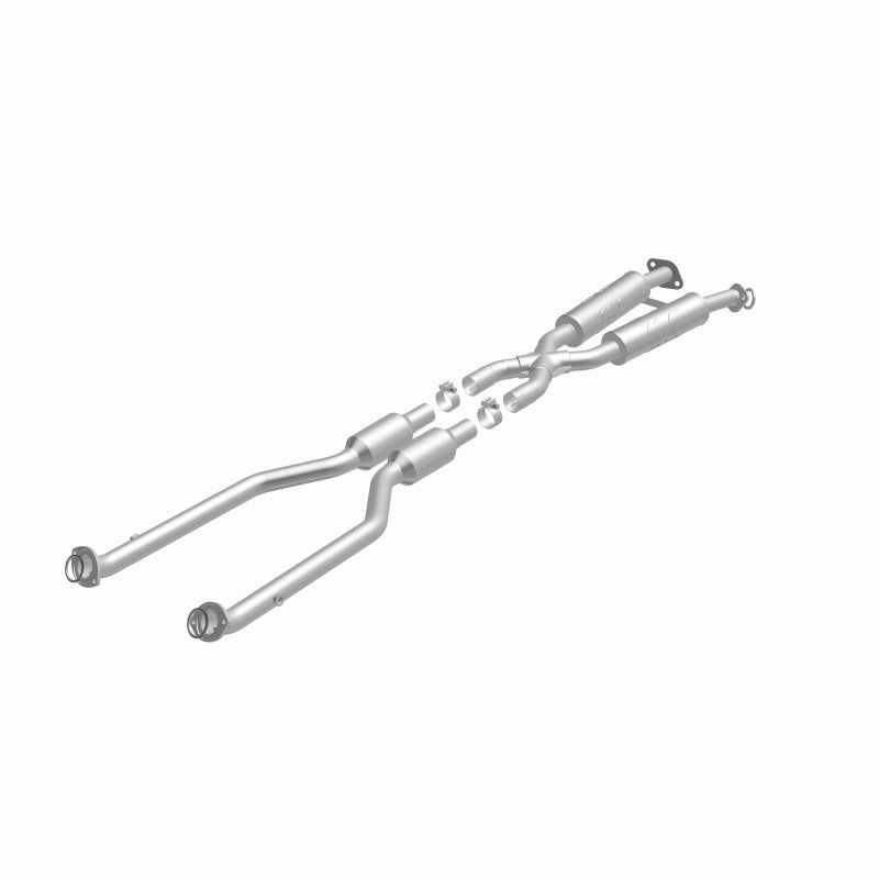 MagnaFlow OEM-Grade Direct-Fit Catalytic Converter - Lexus RC350 2015-2017 V6 3.5L - Underbody, view 7
