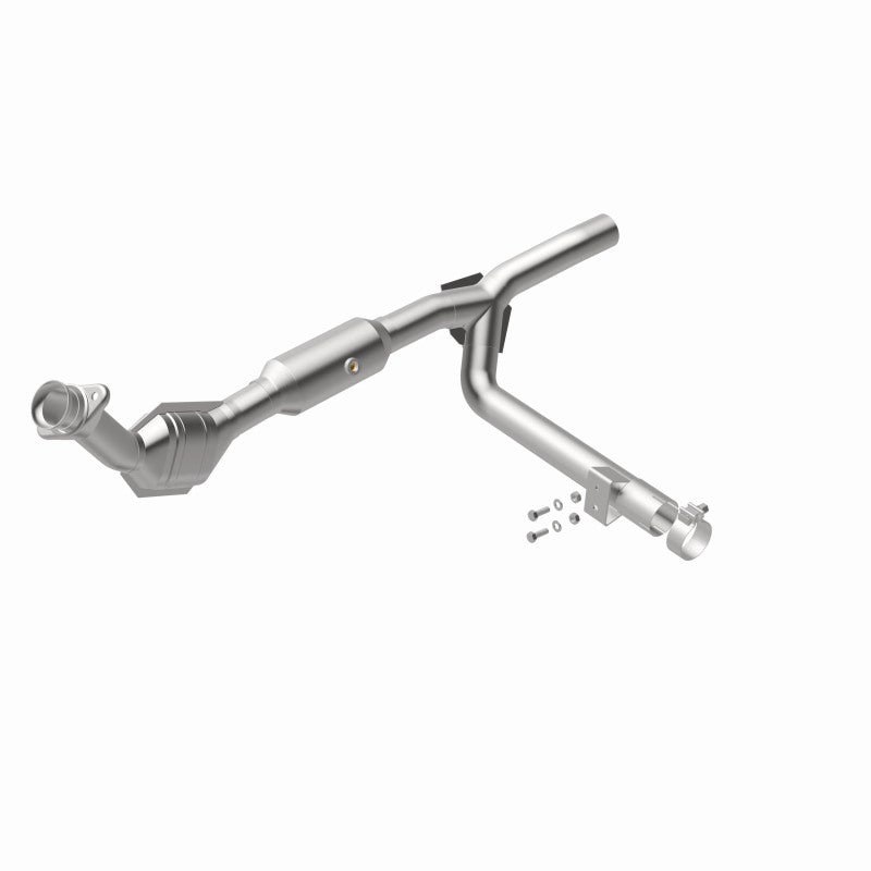 MagnaFlow OEM-Grade Direct-Fit Catalytic Converter - Ford F-150 4.2L V6 2001-2004, view 4