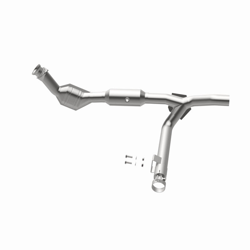 MagnaFlow OEM-Grade Direct-Fit Catalytic Converter - Ford F-150 4.2L V6 2001-2004, view 5