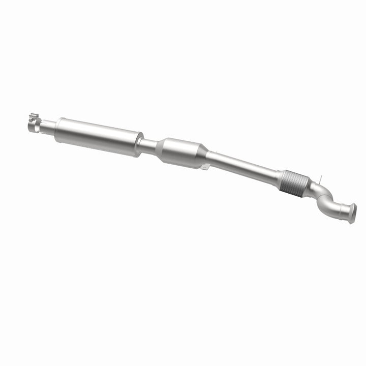 MagnaFlow OEM-Grade Direct-Fit Catalytic Converter - Mini Cooper Countryman 2011-2016 1.6L - Underbody, 360 degree view