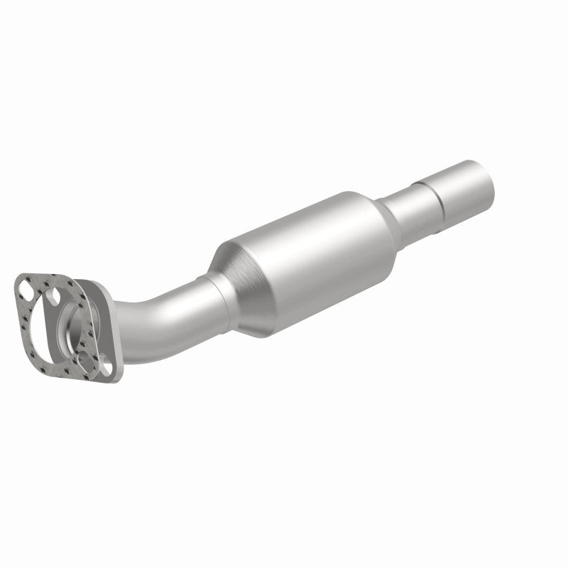 MagnaFlow OEM-Grade Direct-Fit Catalytic Converter - Nissan Sentra 2007-2012 L4 2.5L - Underbody, view 5