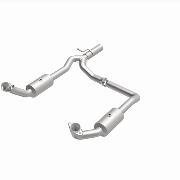 MagnaFlow OEM-Grade Direct-Fit Catalytic Converter - Ford E-350 Super Duty 2009-2019 6.8L - Underbody, view 11