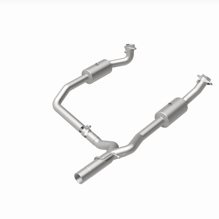MagnaFlow OEM-Grade Direct-Fit Catalytic Converter - Ford E-350 Super Duty 2009-2019 6.8L - Underbody, view 16