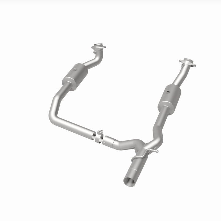 MagnaFlow OEM-Grade Direct-Fit Catalytic Converter - Ford E-350 Super Duty 2009-2019 6.8L - Underbody, view 17