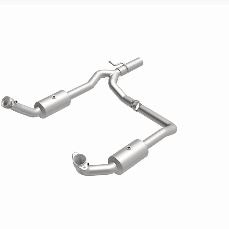 MagnaFlow OEM-Grade Direct-Fit Catalytic Converter - Ford E-350 Super Duty 2009-2019 6.8L - Underbody, view 2